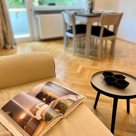 Castanilor 6 - Hip Industrial Apartment Close To City Centre Brasov Luaran gambar
