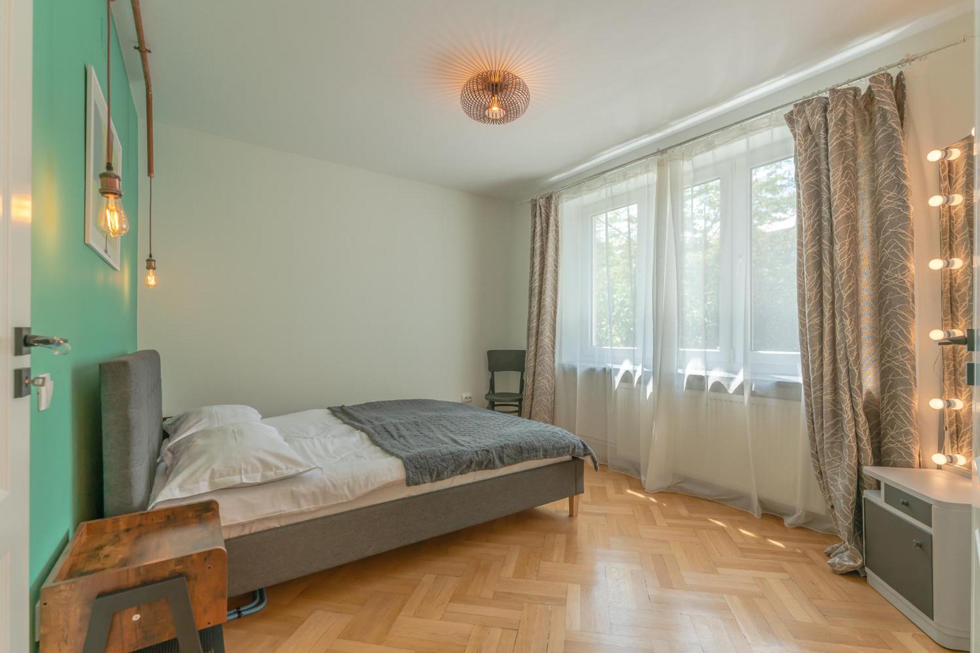 Castanilor 6 - Hip Industrial Apartment Close To City Centre Brasov Luaran gambar